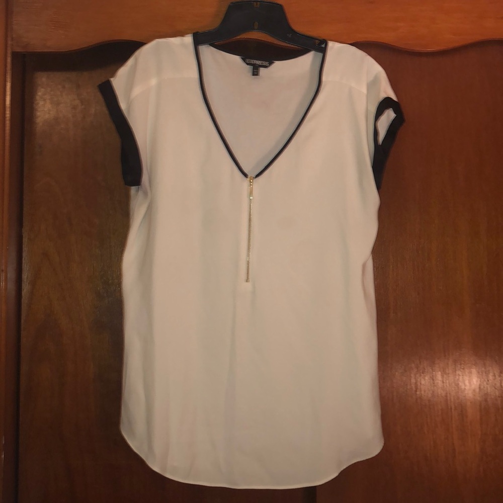 Roll Sleeve Tee